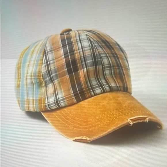 Plaid Multicolor Cap - Picture 4 of 4